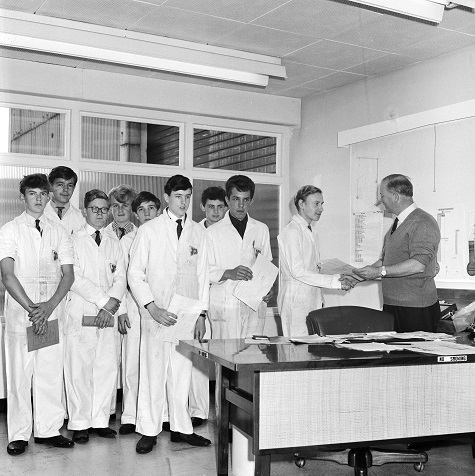 jcb 1964 apprentices sml